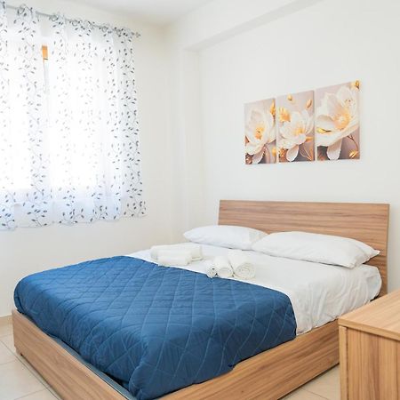 Free Parking Napoli Vista Mare Apartment Bagian luar foto