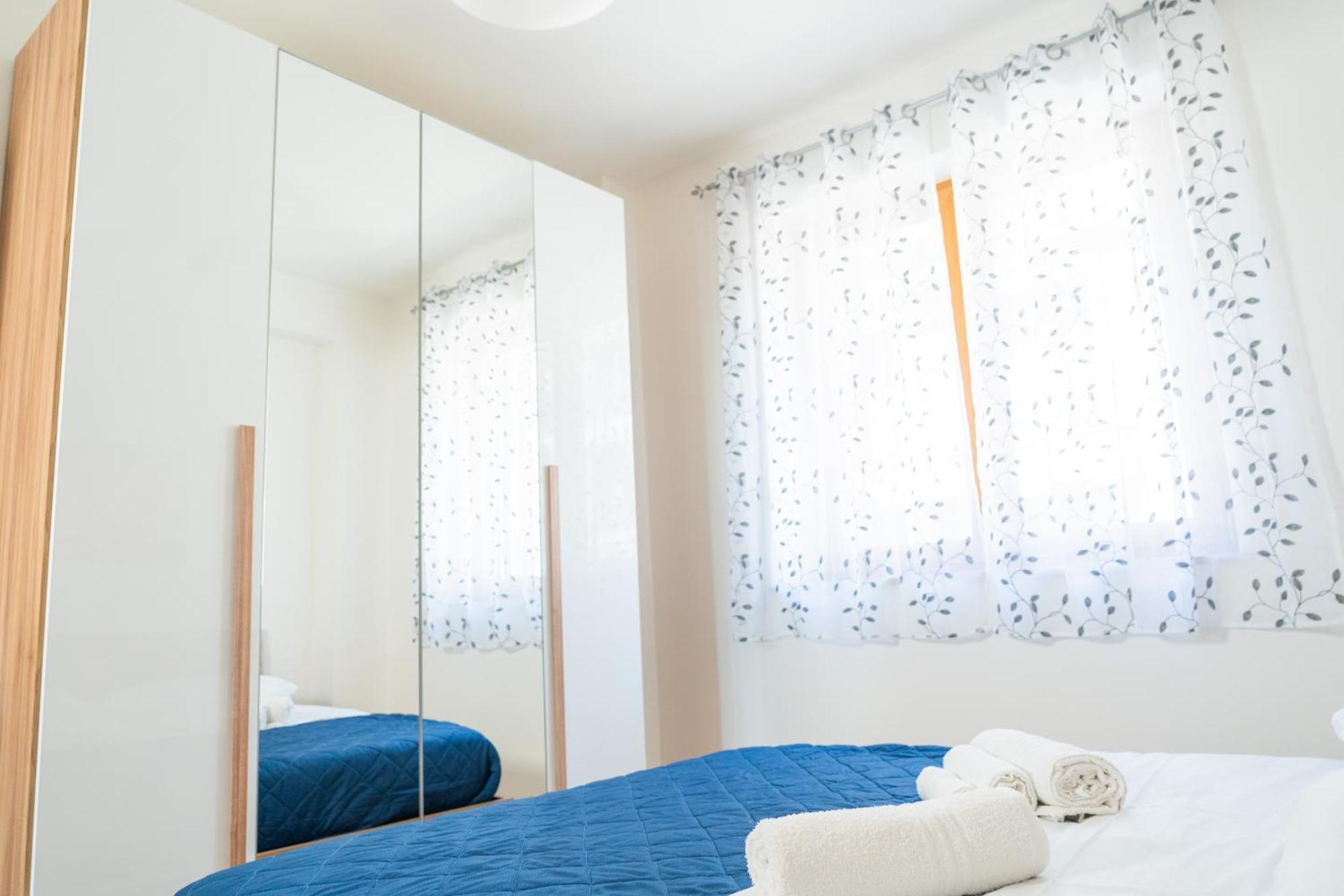 Free Parking Napoli Vista Mare Apartment Bagian luar foto